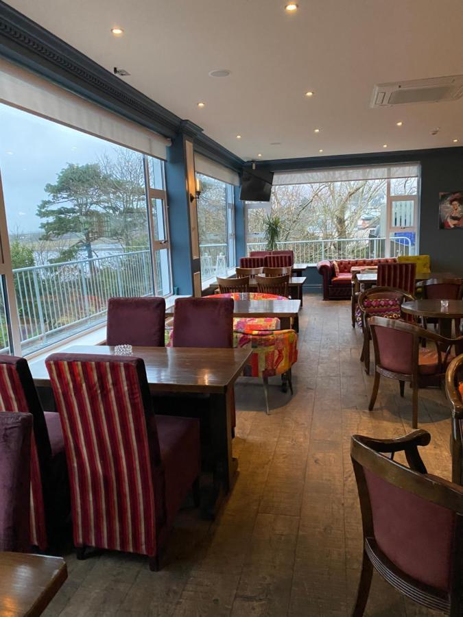 Hotel Mcloughlins Of Mulranny Extérieur photo